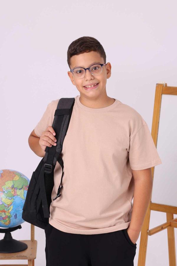 Bej Renk Çocuk Tişört – Okul Yönetmeliğine Uygun Günlük Kıyafet