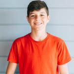 Çocuk Tişört Tasarla – Kendi Tasarımını Kendin Yarat!