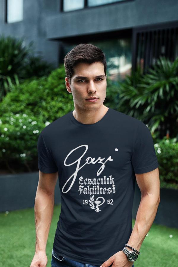 Gazi Üniversitesi Eczacılık Fakültesi Lacivert Tişört