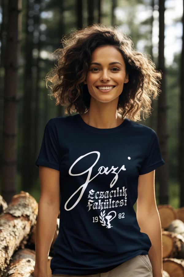Gazi Üniversitesi Eczacılık Fakültesi Lacivert Tişört