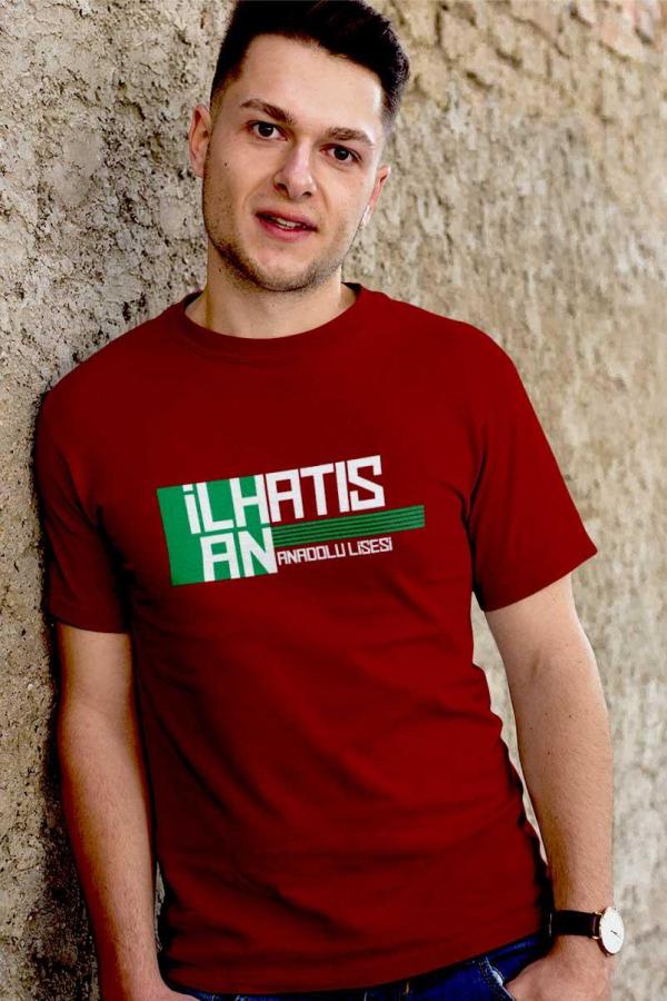 İlhan Atış Anadolu Lisesi Bordo Tişört – Sıfır Yaka ve Tipografik Tasarım