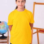 Sarı Baskısız Çocuk Tişört – Yönetmeliğe Uygun ve Rahat Tasarım