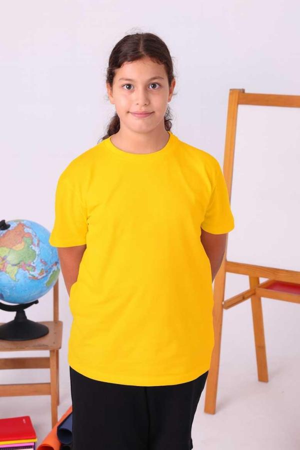 Sarı Baskısız Çocuk Tişört – Yönetmeliğe Uygun ve Rahat Tasarım