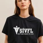 Şehit İlhan Varank Fen Lisesi Siyah Tişört – Kısa Kollu, Modern Logolu Kolej Stili