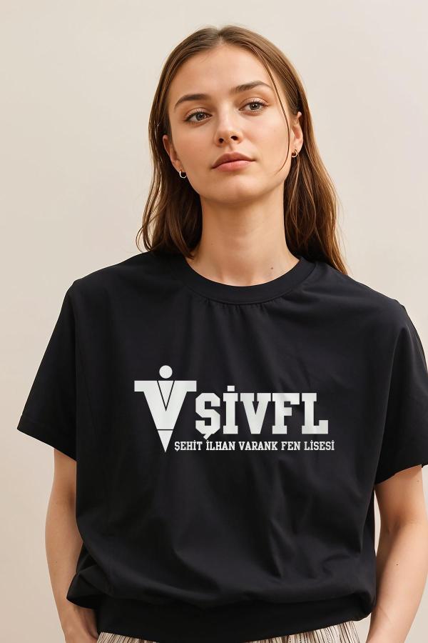 Şehit İlhan Varank Fen Lisesi Siyah Tişört – Kısa Kollu, Modern Logolu Kolej Stili